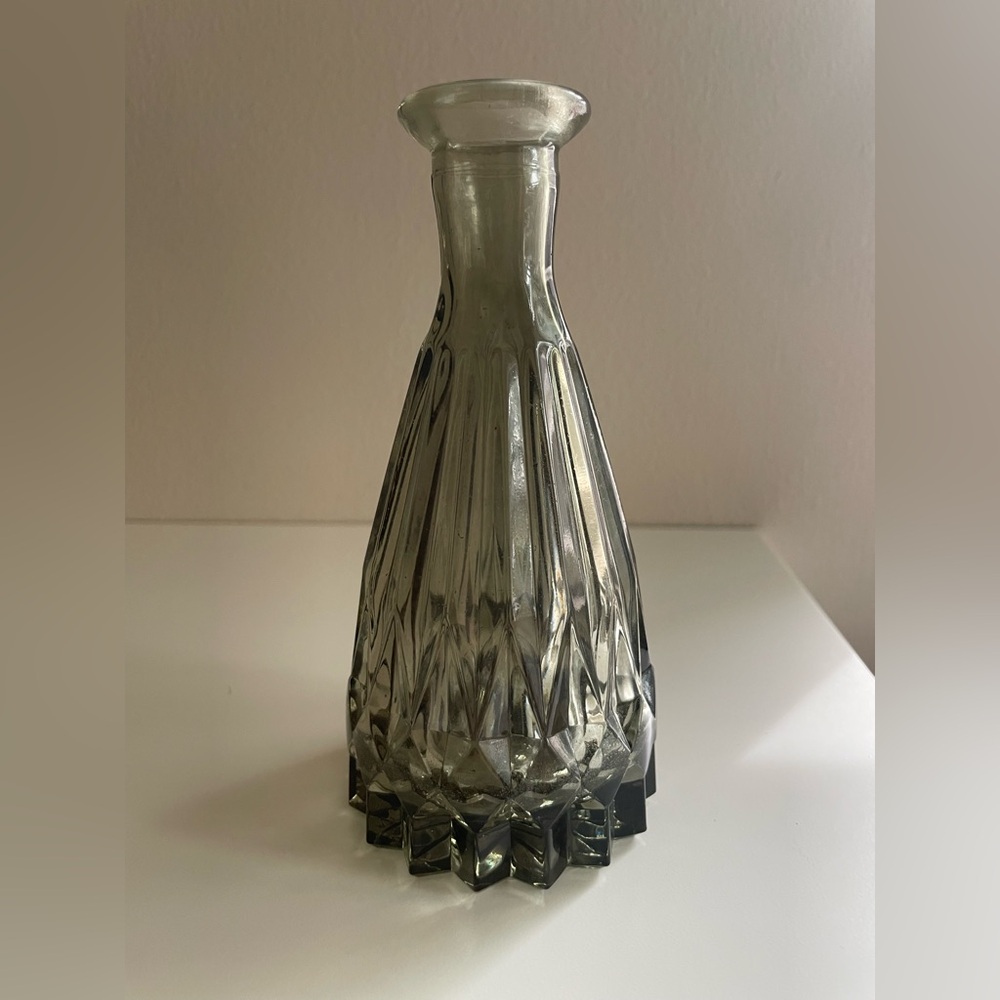 Glass Vase - Picture 3 of 10